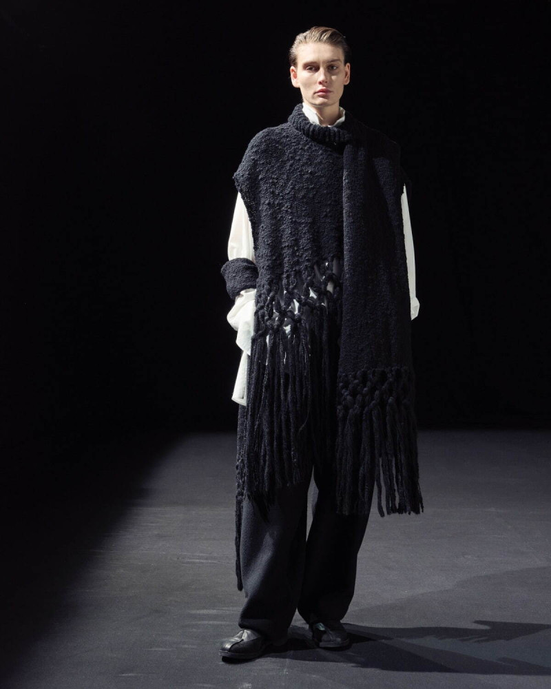 Y\'s by Yohji Yamamoto lookbook for Autumn/Winter 2025