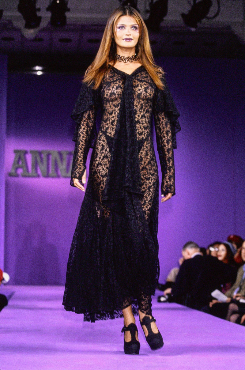 Anna Sui fashion show for Spring/Summer 1993
