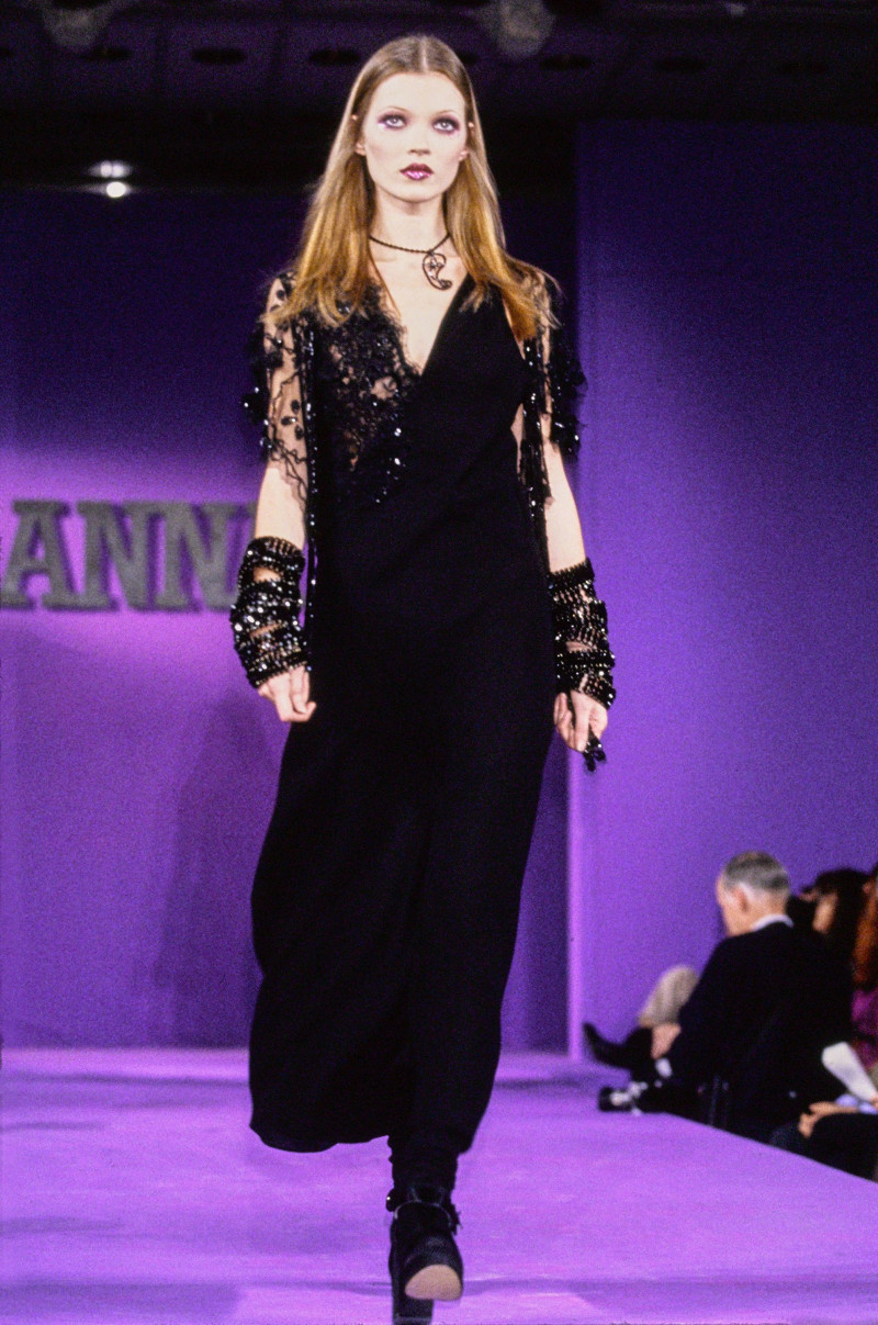 Anna Sui fashion show for Spring/Summer 1993