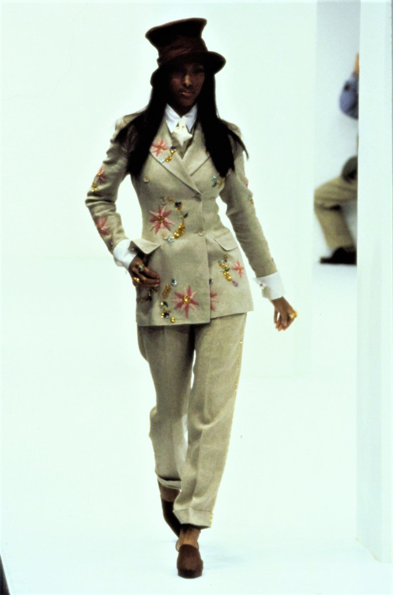 Dolce & Gabbana fashion show for Spring/Summer 1993