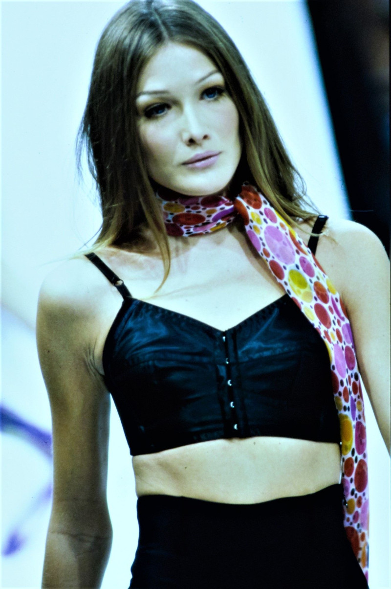 Dolce & Gabbana fashion show for Spring/Summer 1993