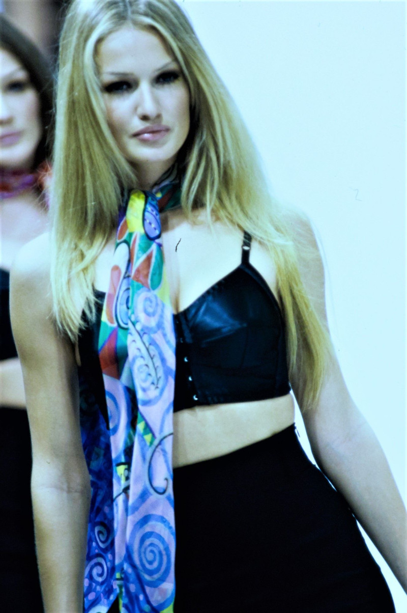 Dolce & Gabbana fashion show for Spring/Summer 1993