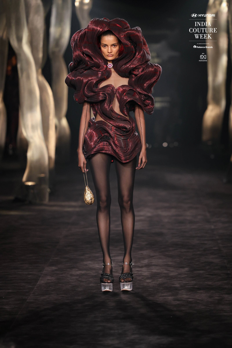 Amit Aggarwal fashion show for Autumn/Winter 2025