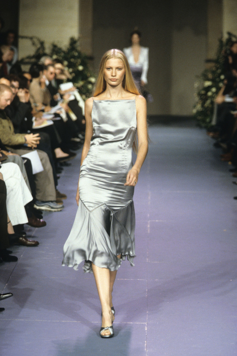 Chloe fashion show for Spring/Summer 1999