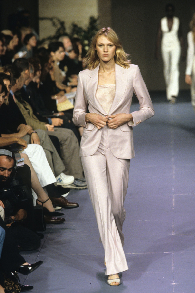 Chloe fashion show for Spring/Summer 1999