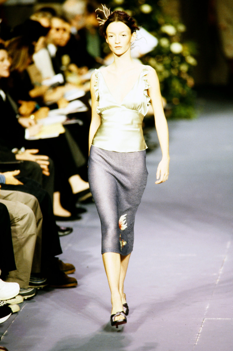 Chloe fashion show for Spring/Summer 1999