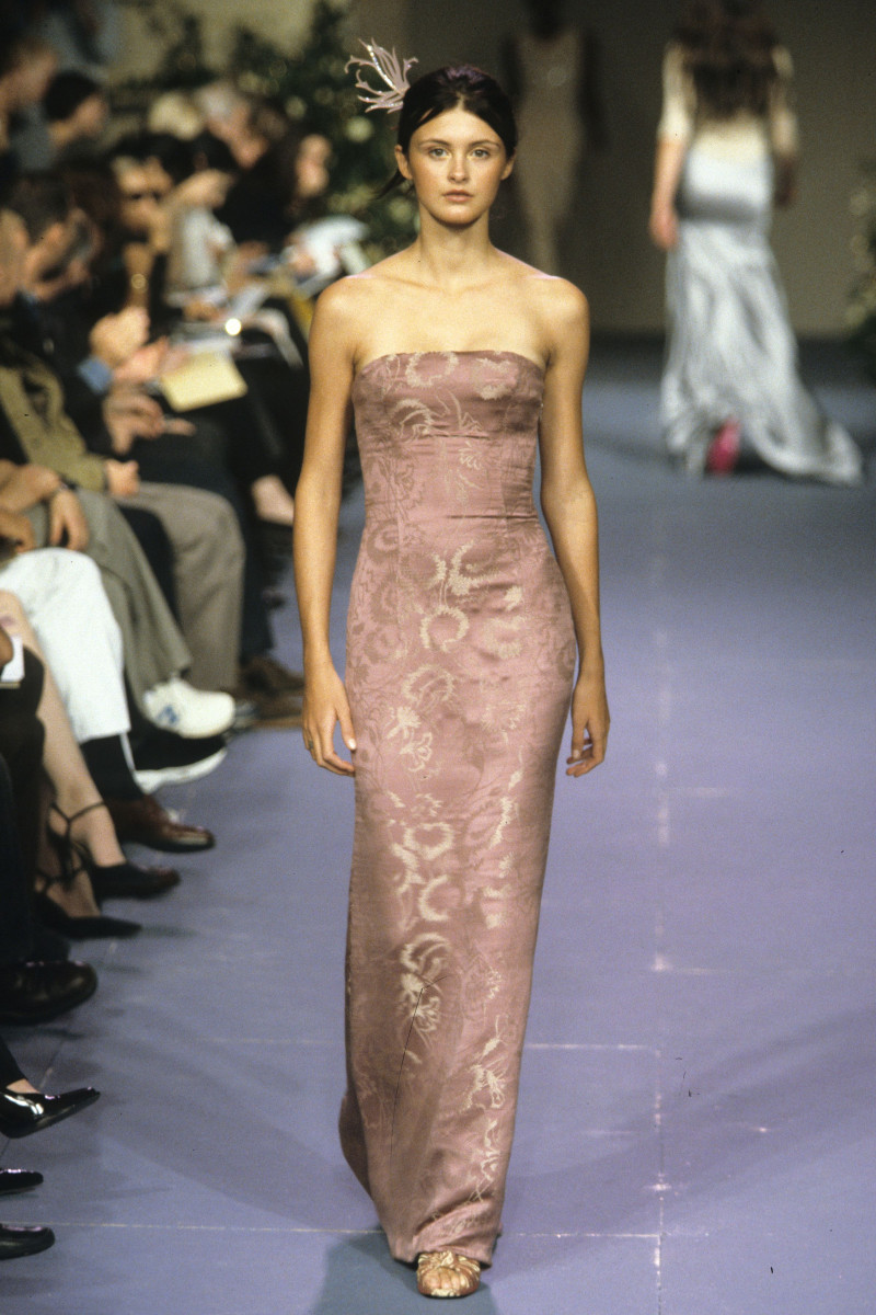 Chloe fashion show for Spring/Summer 1999