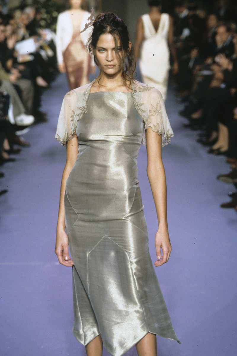 Chloe fashion show for Spring/Summer 1999