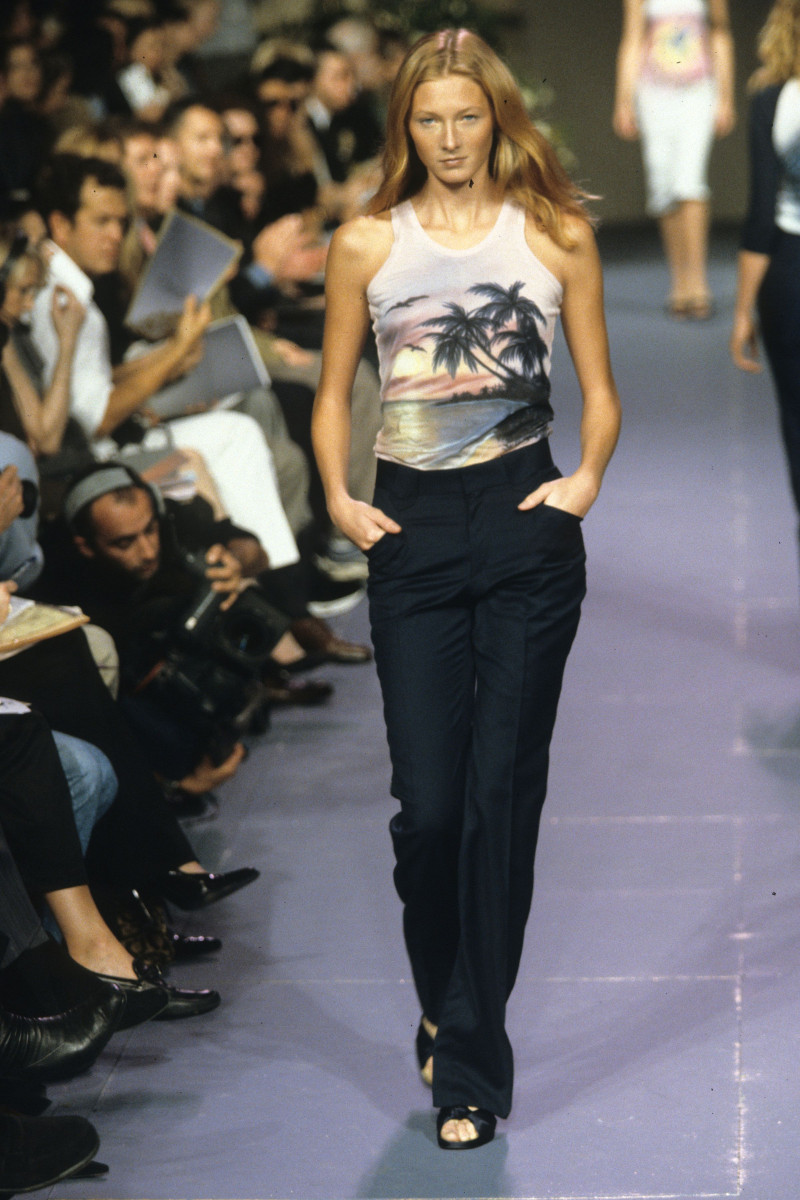 Chloe fashion show for Spring/Summer 1999