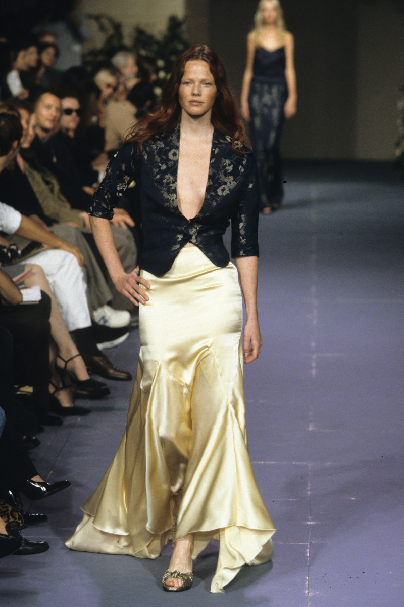 Chloe fashion show for Spring/Summer 1999