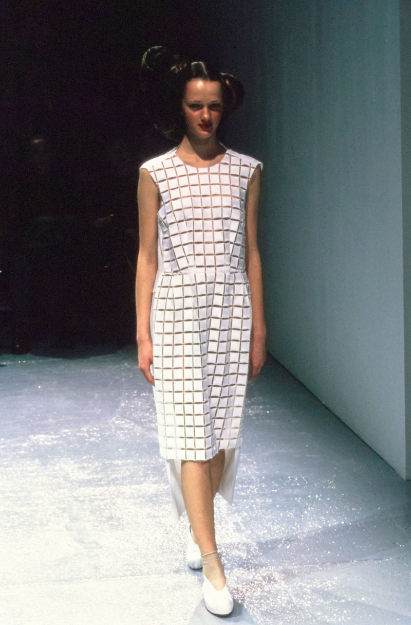Comme Des Garcons fashion show for Spring/Summer 1999
