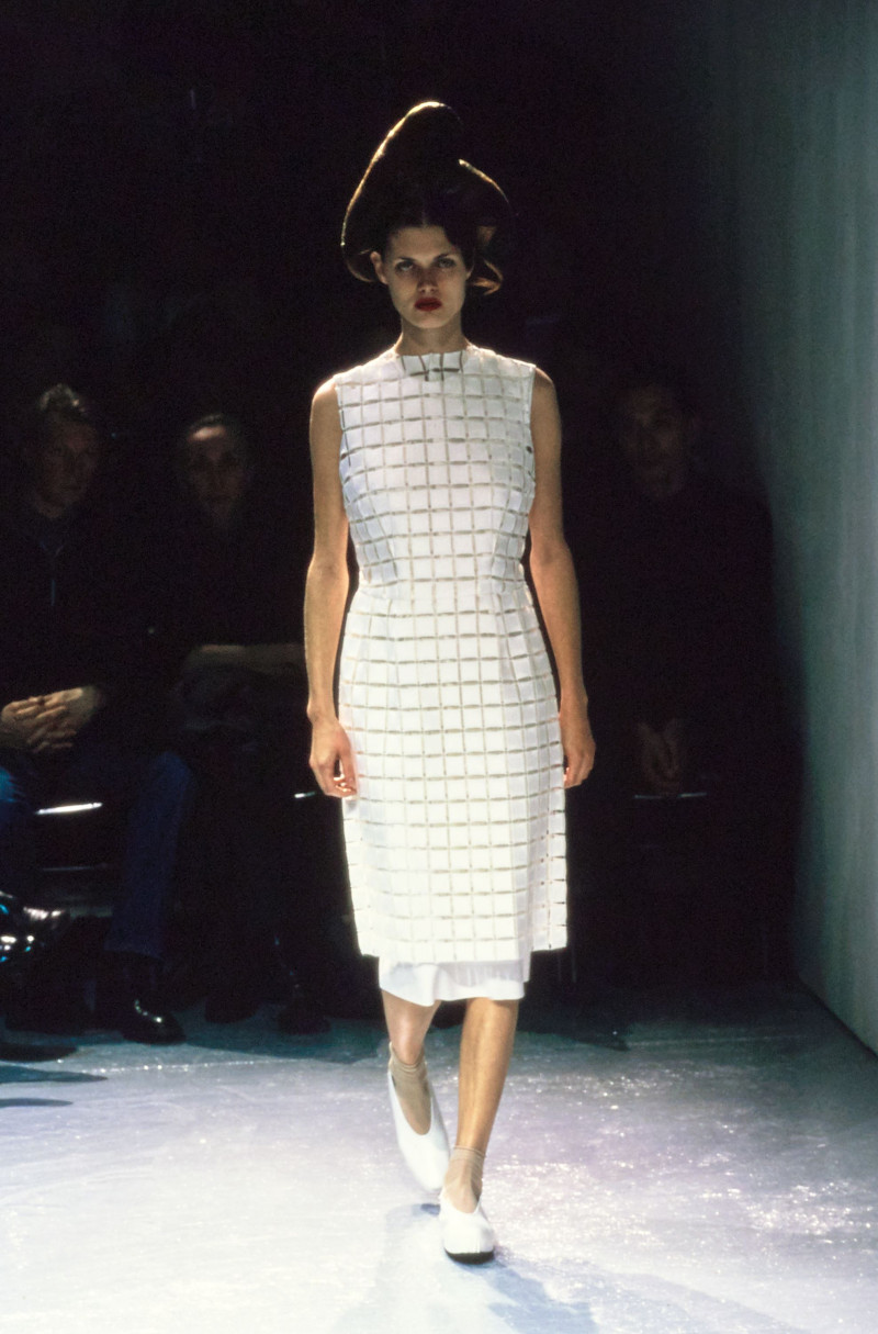 Comme Des Garcons fashion show for Spring/Summer 1999