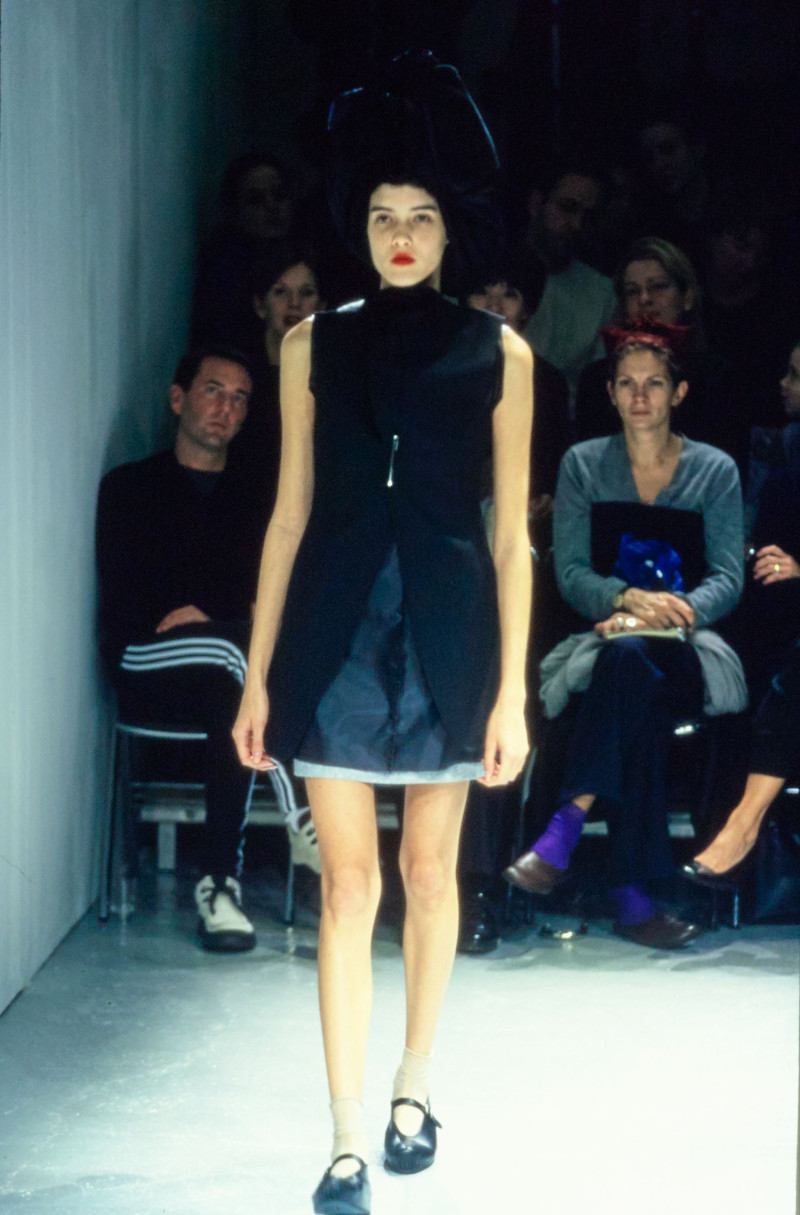 Comme Des Garcons fashion show for Spring/Summer 1999