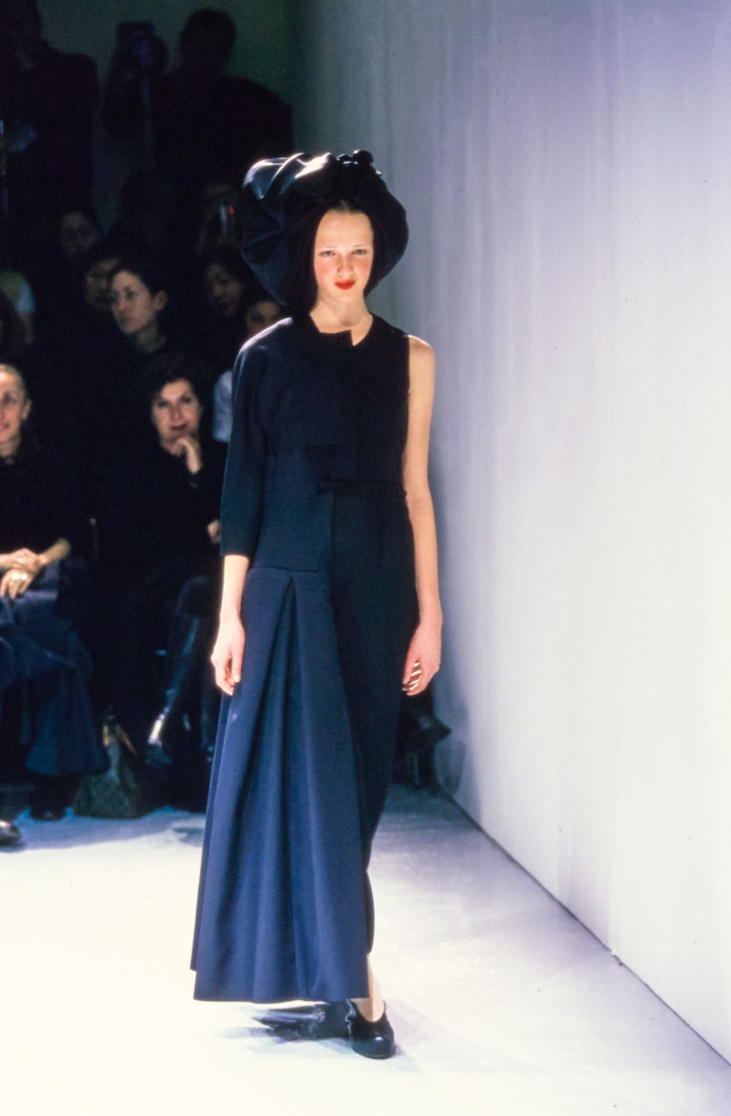 Comme Des Garcons fashion show for Spring/Summer 1999