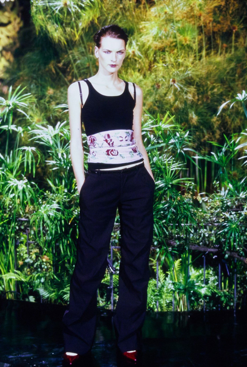 Dolce & Gabbana fashion show for Spring/Summer 1999