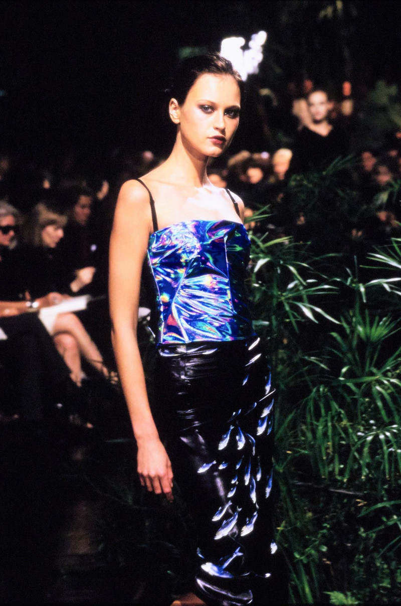 Dolce & Gabbana fashion show for Spring/Summer 1999