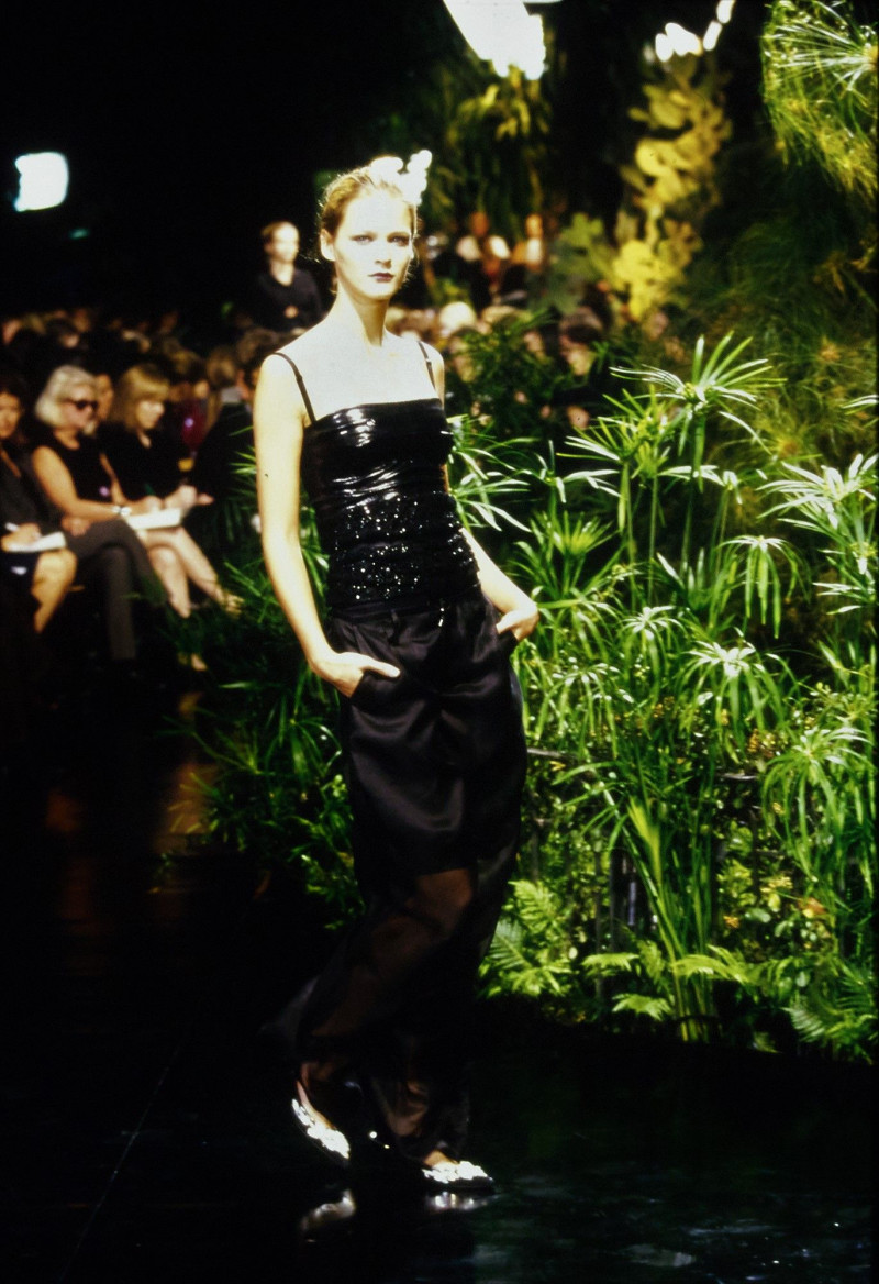 Dolce & Gabbana fashion show for Spring/Summer 1999