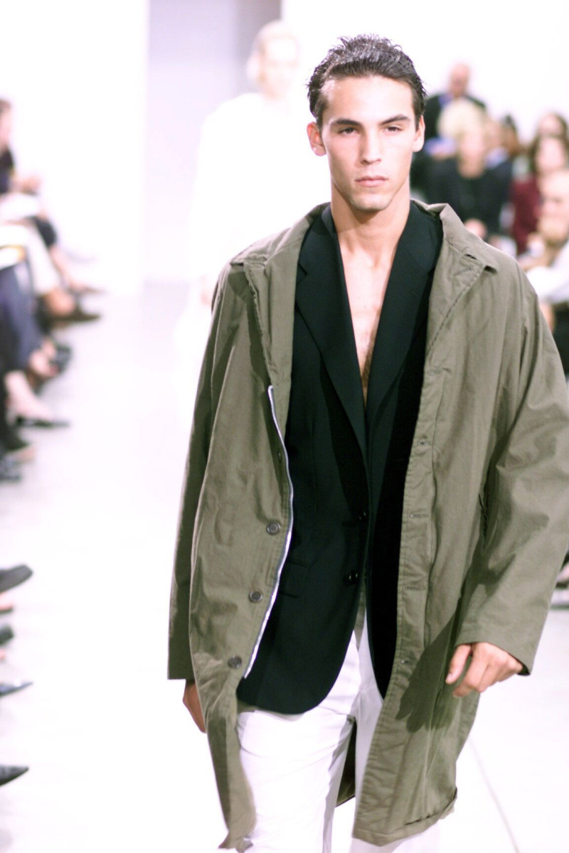 Helmut Lang fashion show for Spring/Summer 1999