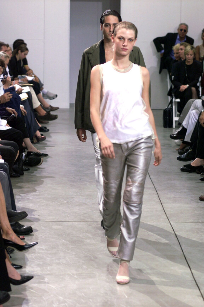 Helmut Lang fashion show for Spring/Summer 1999