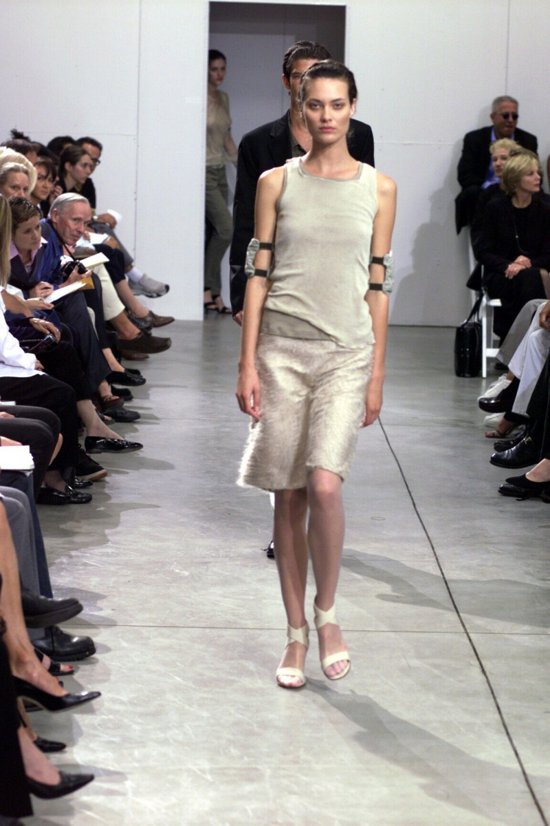 Helmut Lang fashion show for Spring/Summer 1999