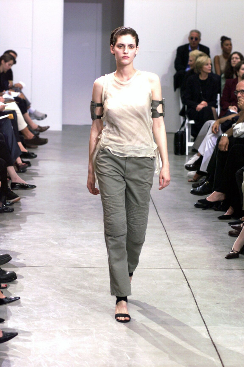 Helmut Lang fashion show for Spring/Summer 1999