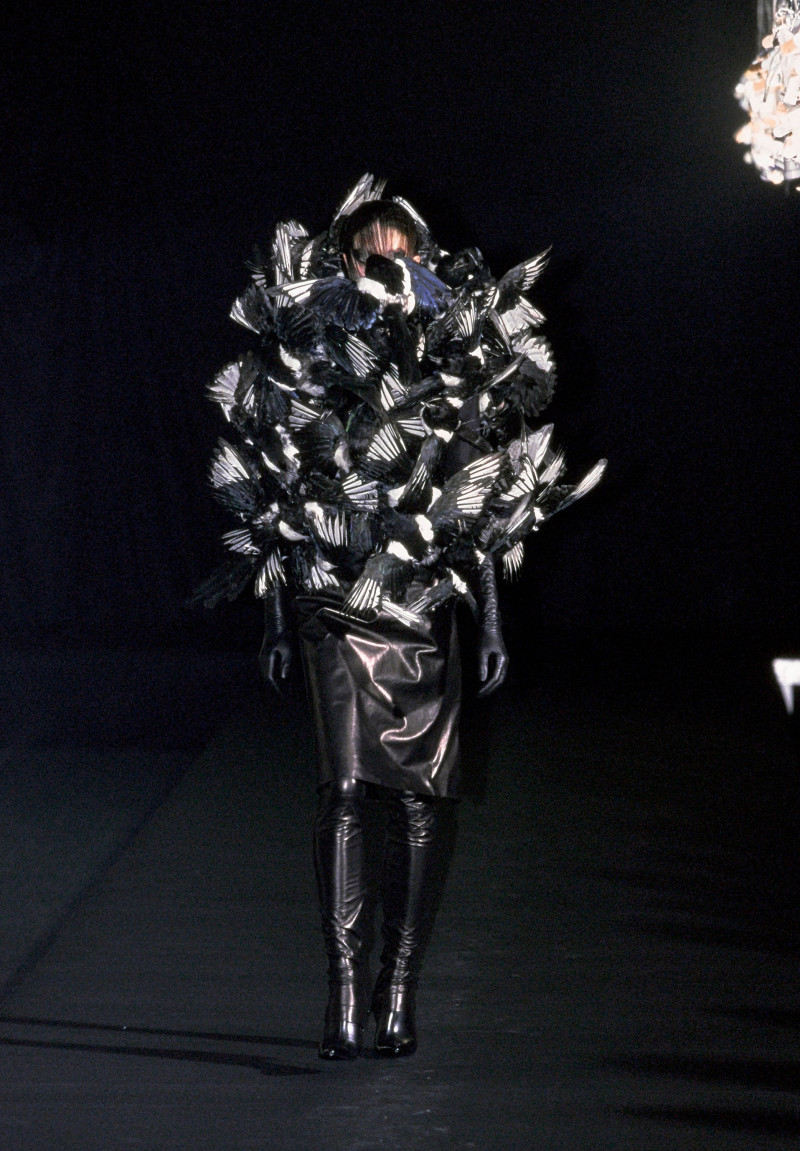 Olivier Theyskens fashion show for Spring/Summer 1999