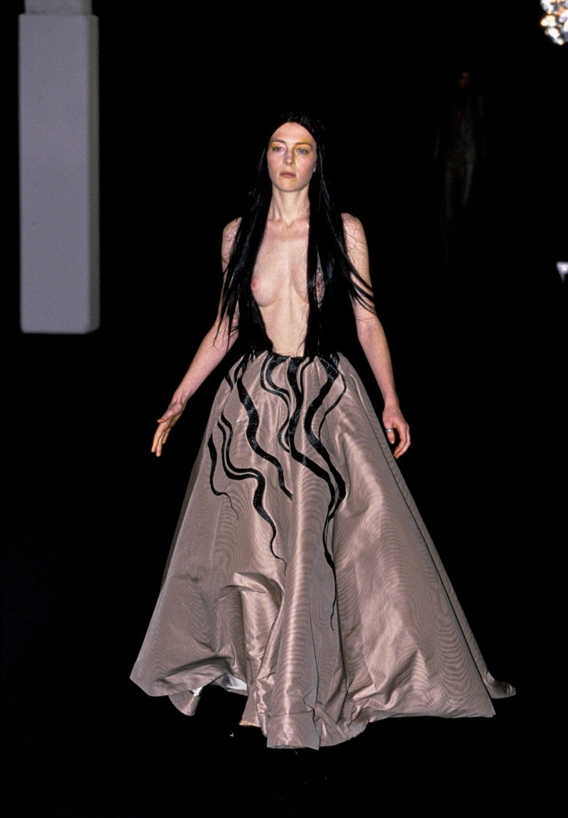 Olivier Theyskens fashion show for Spring/Summer 1999