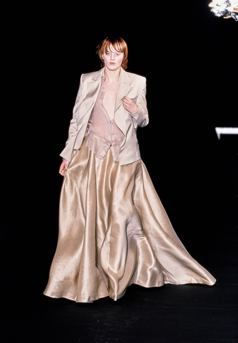 Olivier Theyskens fashion show for Spring/Summer 1999