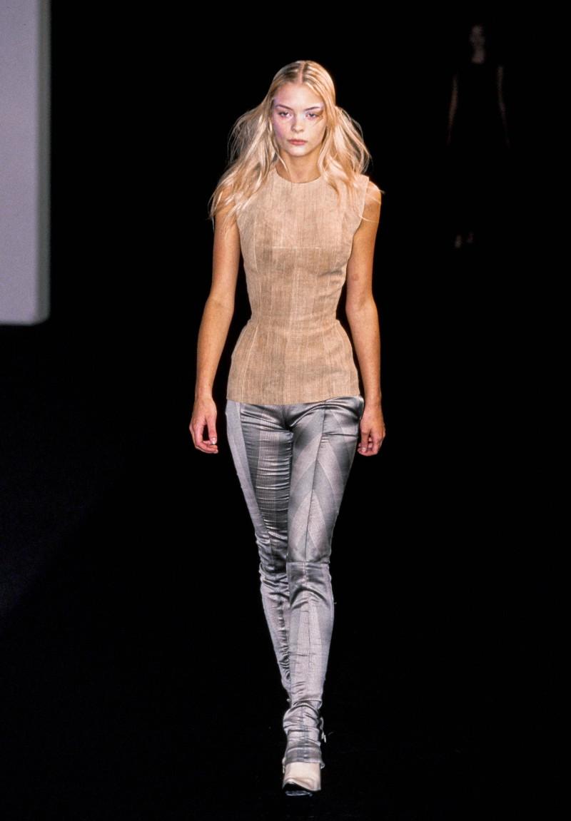 Olivier Theyskens fashion show for Spring/Summer 1999