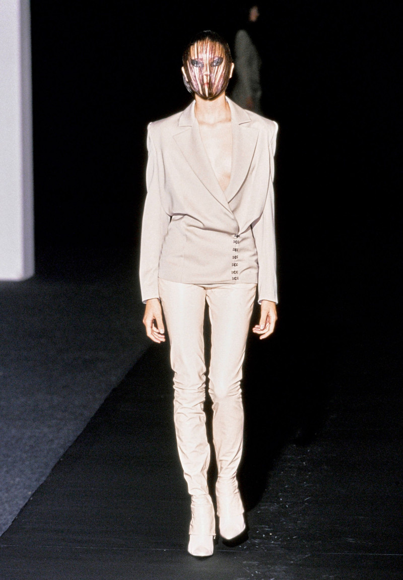 Olivier Theyskens fashion show for Spring/Summer 1999