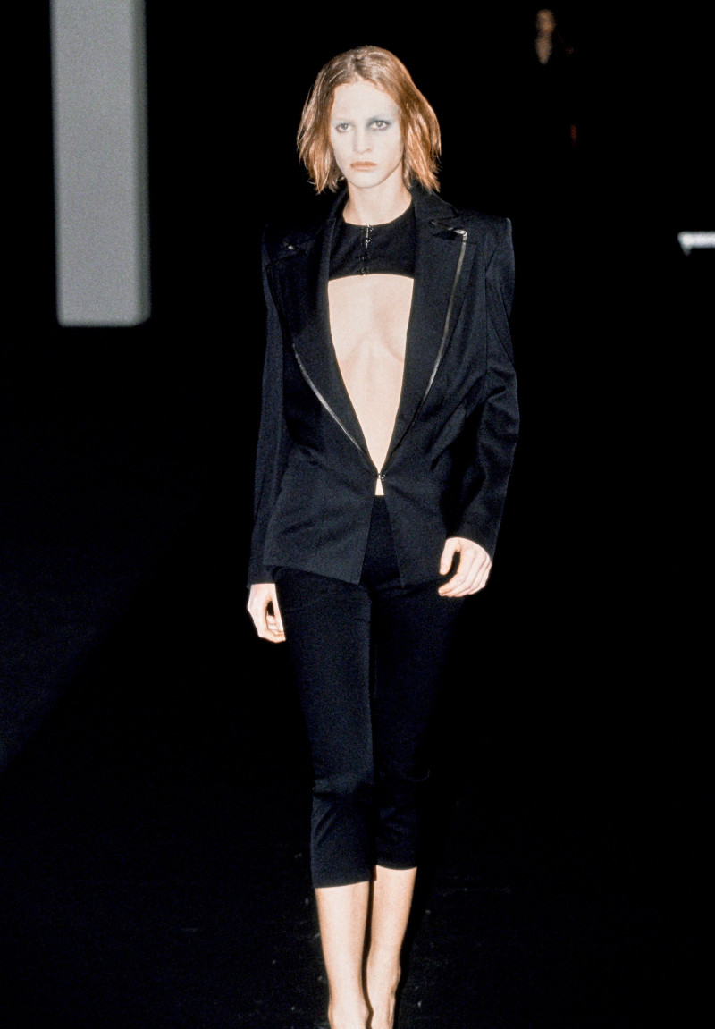 Olivier Theyskens fashion show for Spring/Summer 1999