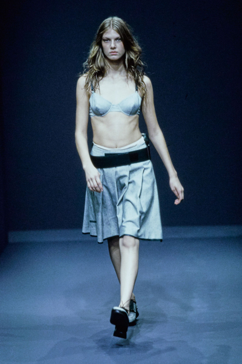 Prada fashion show for Spring/Summer 1999