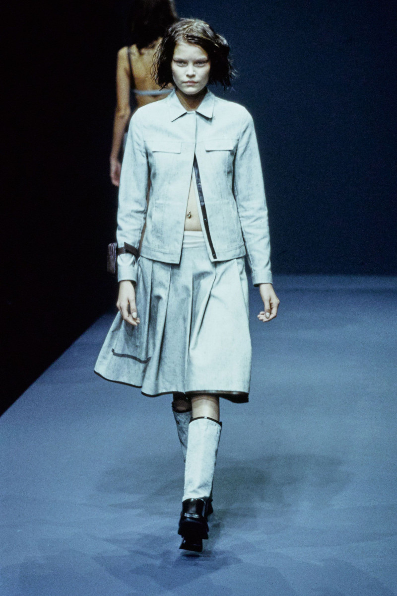 Prada fashion show for Spring/Summer 1999