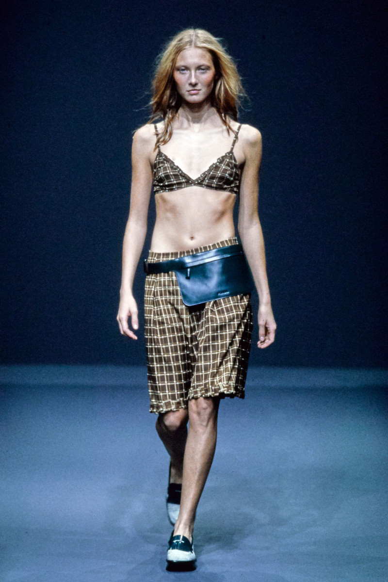 Prada fashion show for Spring/Summer 1999