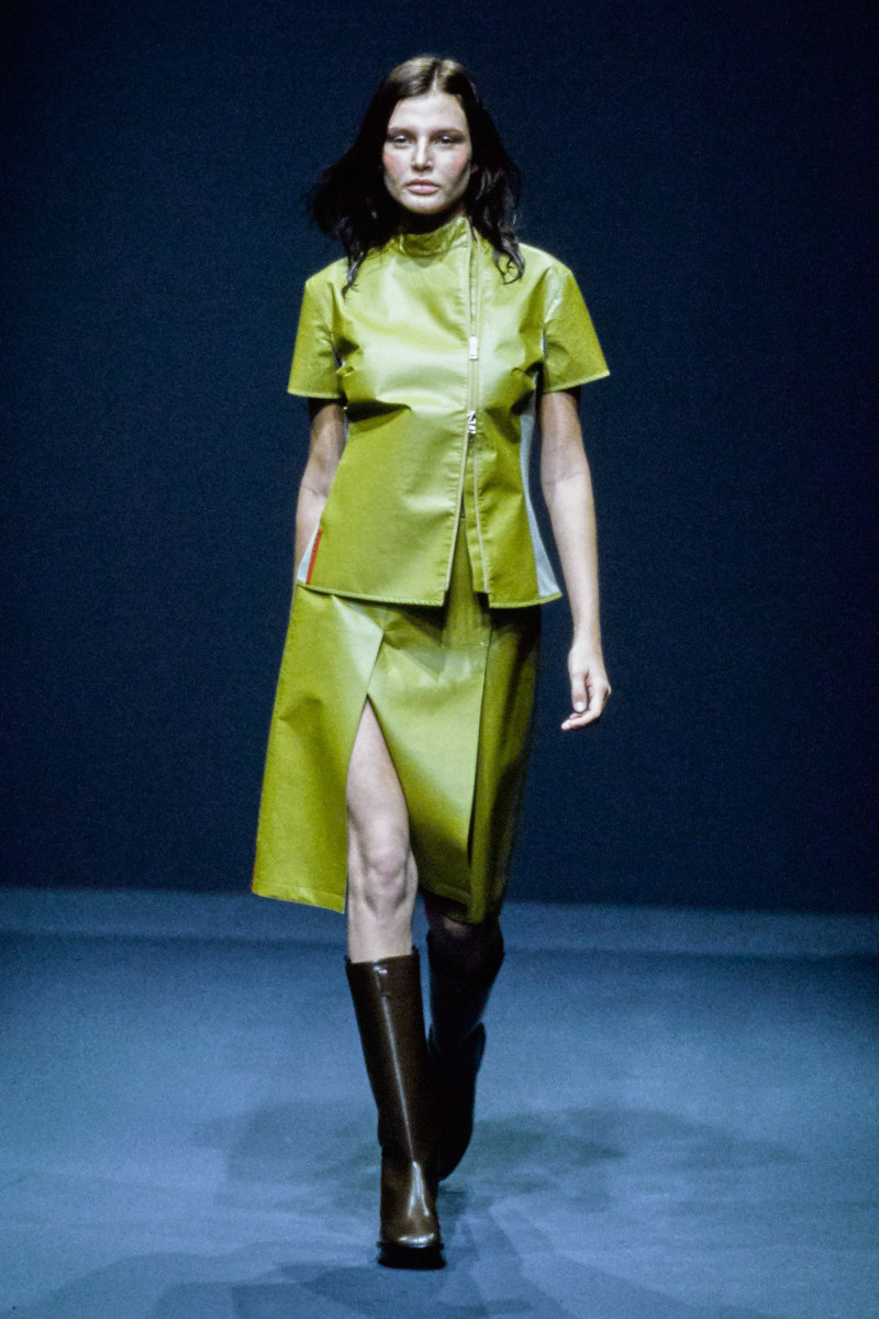 Prada fashion show for Spring/Summer 1999