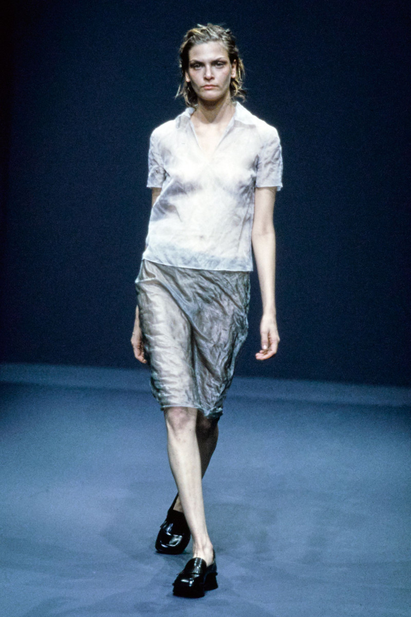 Prada fashion show for Spring/Summer 1999
