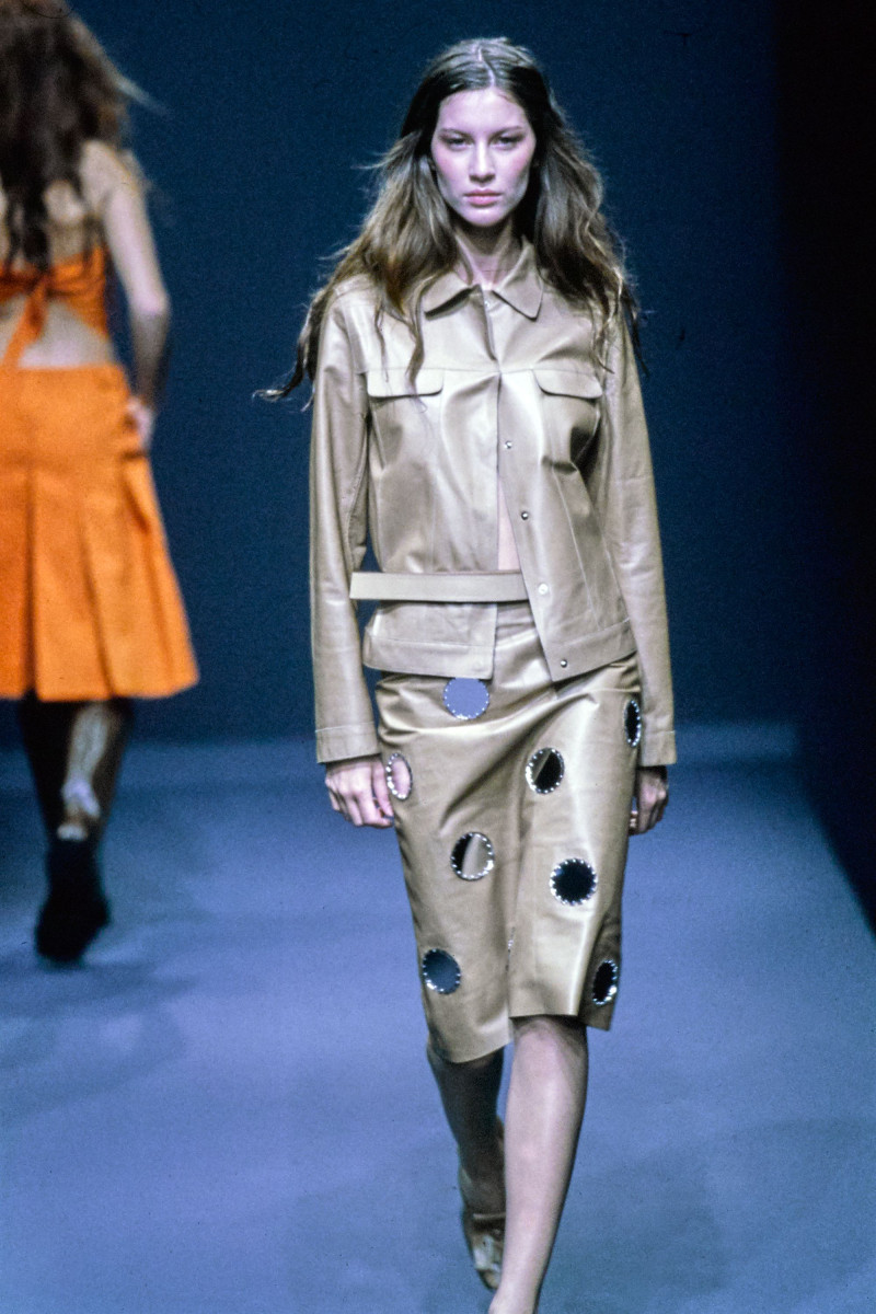 Prada fashion show for Spring/Summer 1999