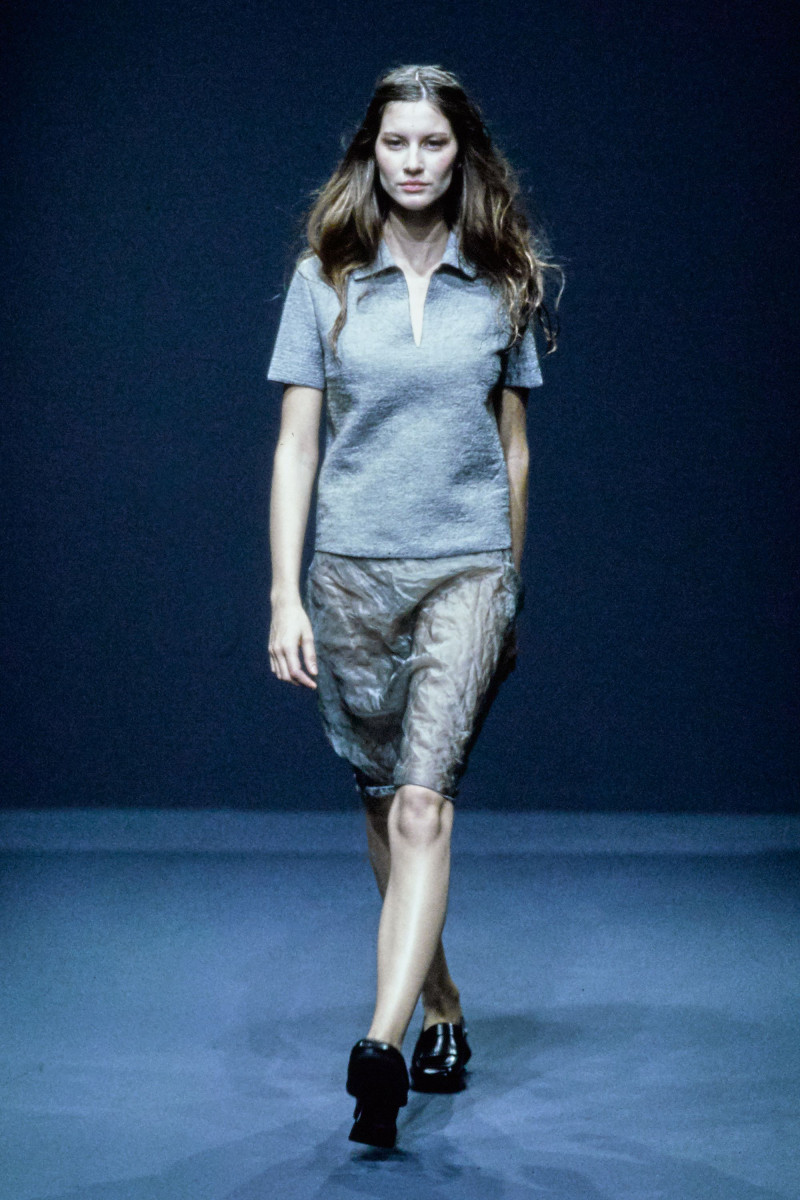 Prada fashion show for Spring/Summer 1999