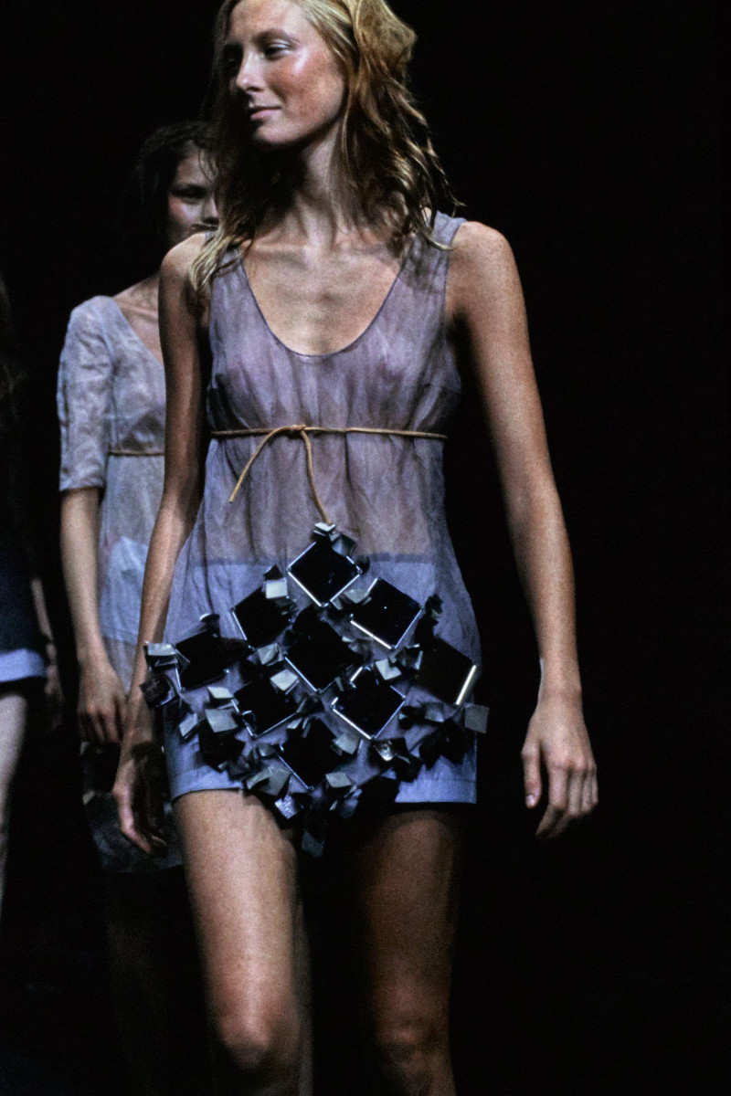 Prada fashion show for Spring/Summer 1999