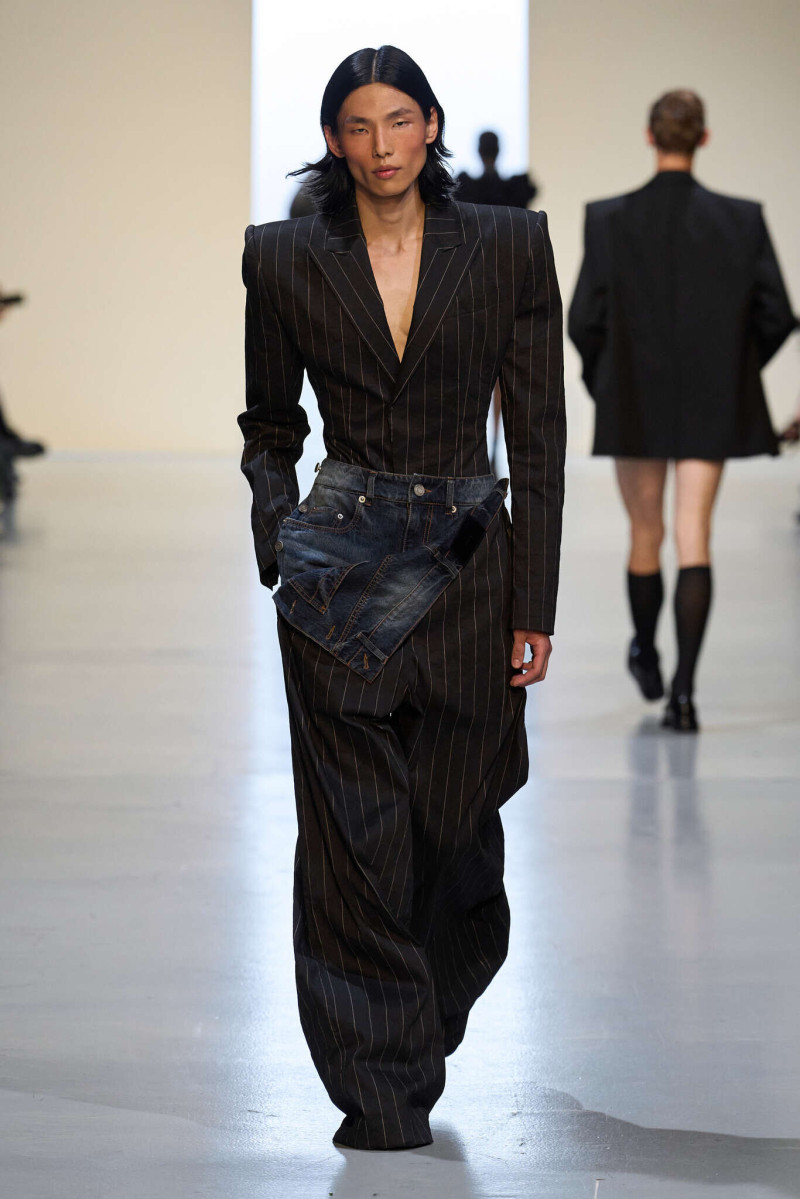 Juun J fashion show for Spring/Summer 2026