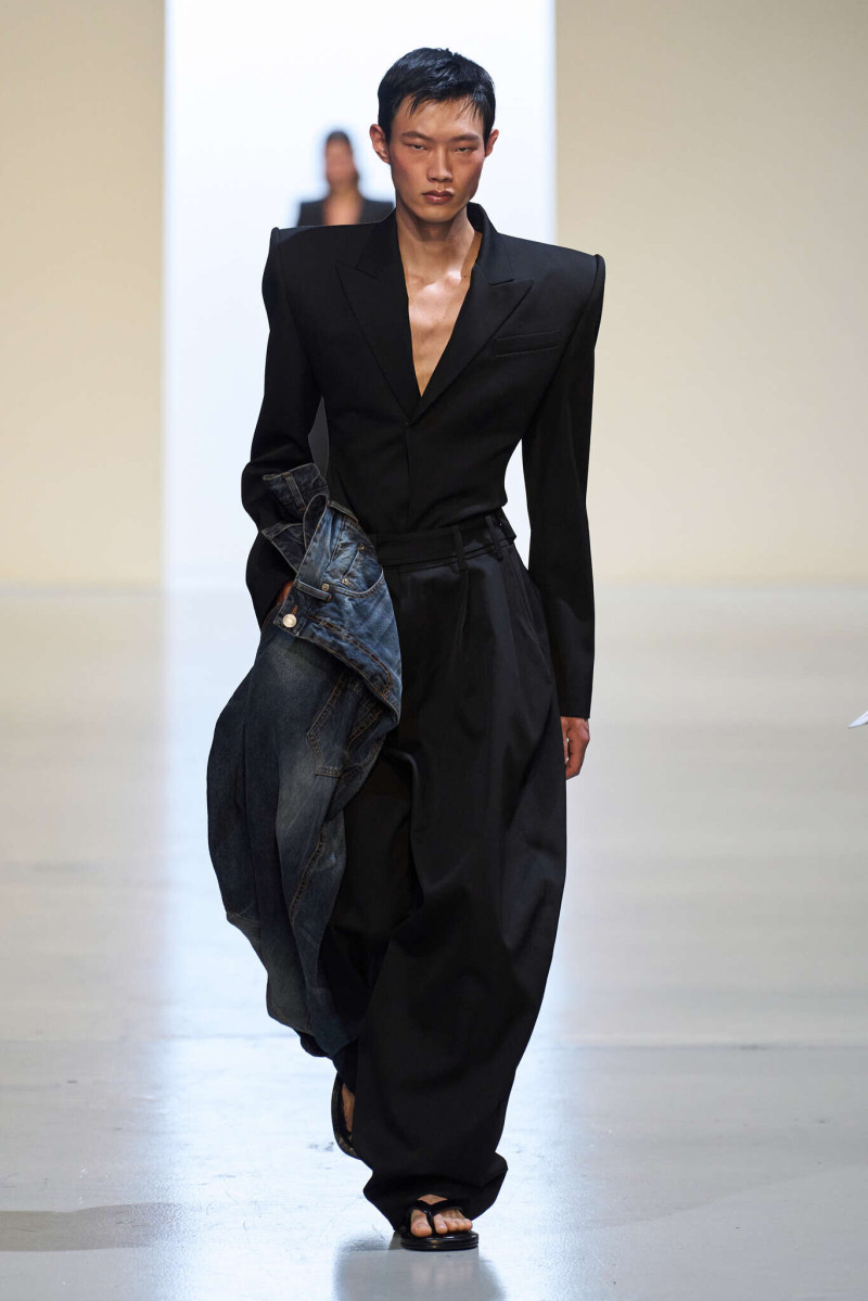 Juun J fashion show for Spring/Summer 2026