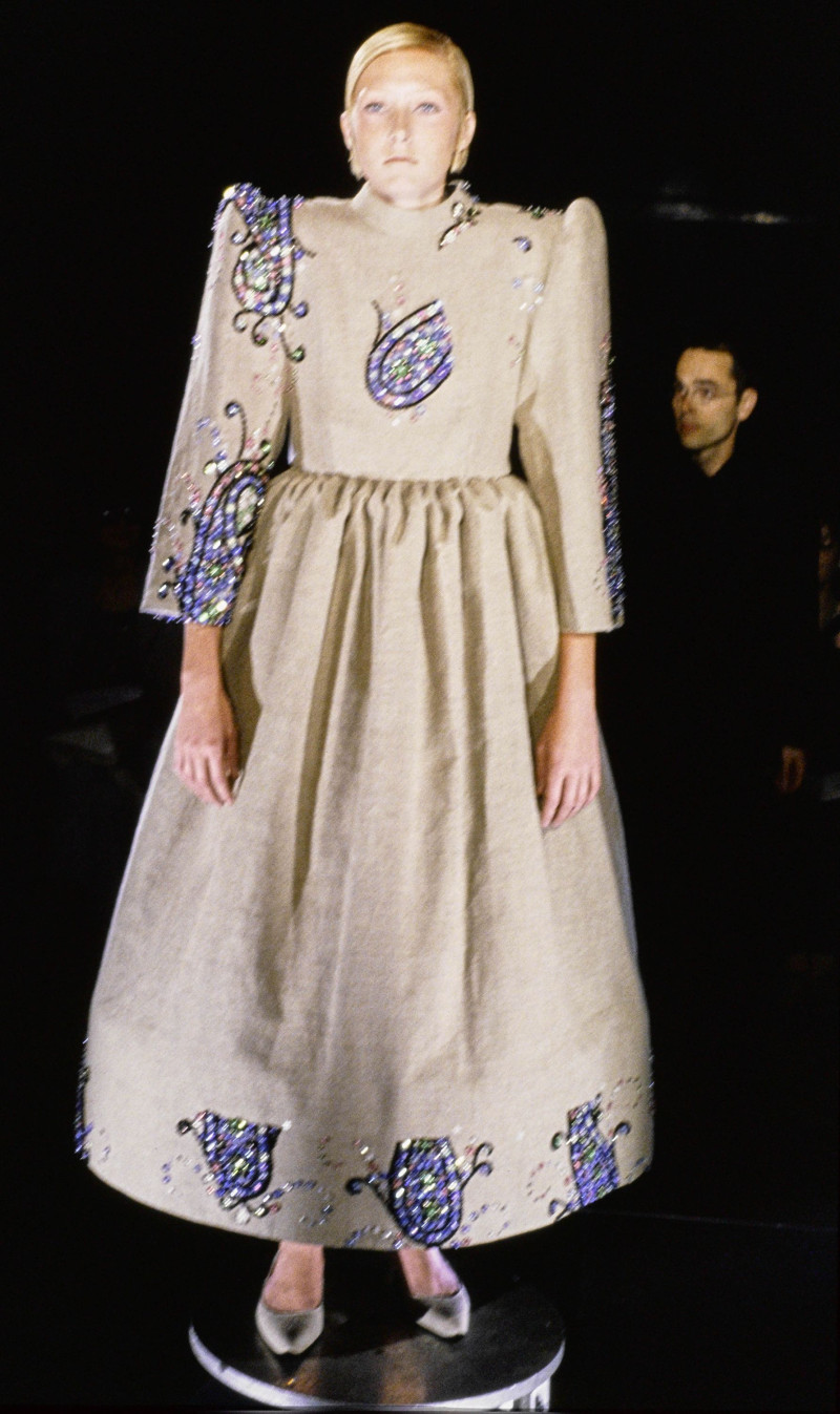 Viktor & Rolf fashion show for Autumn/Winter 1999