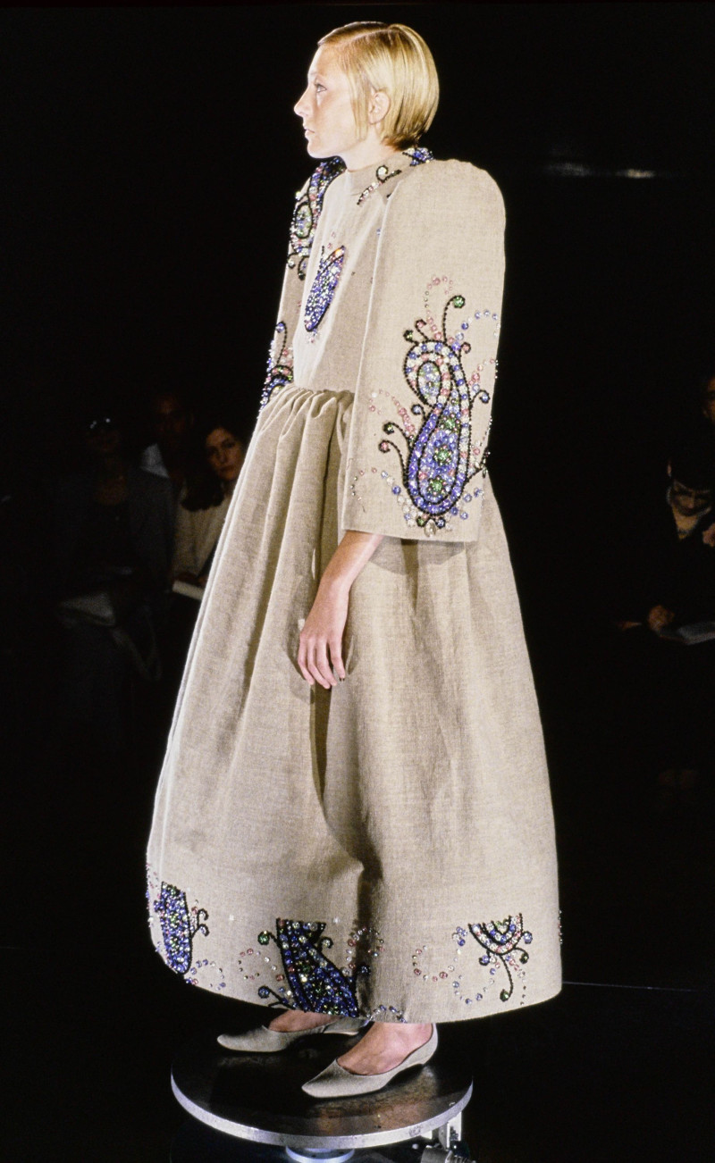 Viktor & Rolf fashion show for Autumn/Winter 1999