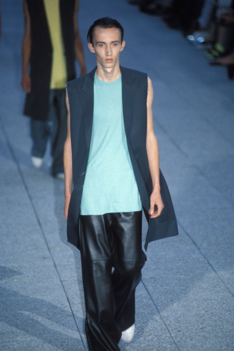 Raf Simons fashion show for Spring/Summer 1999