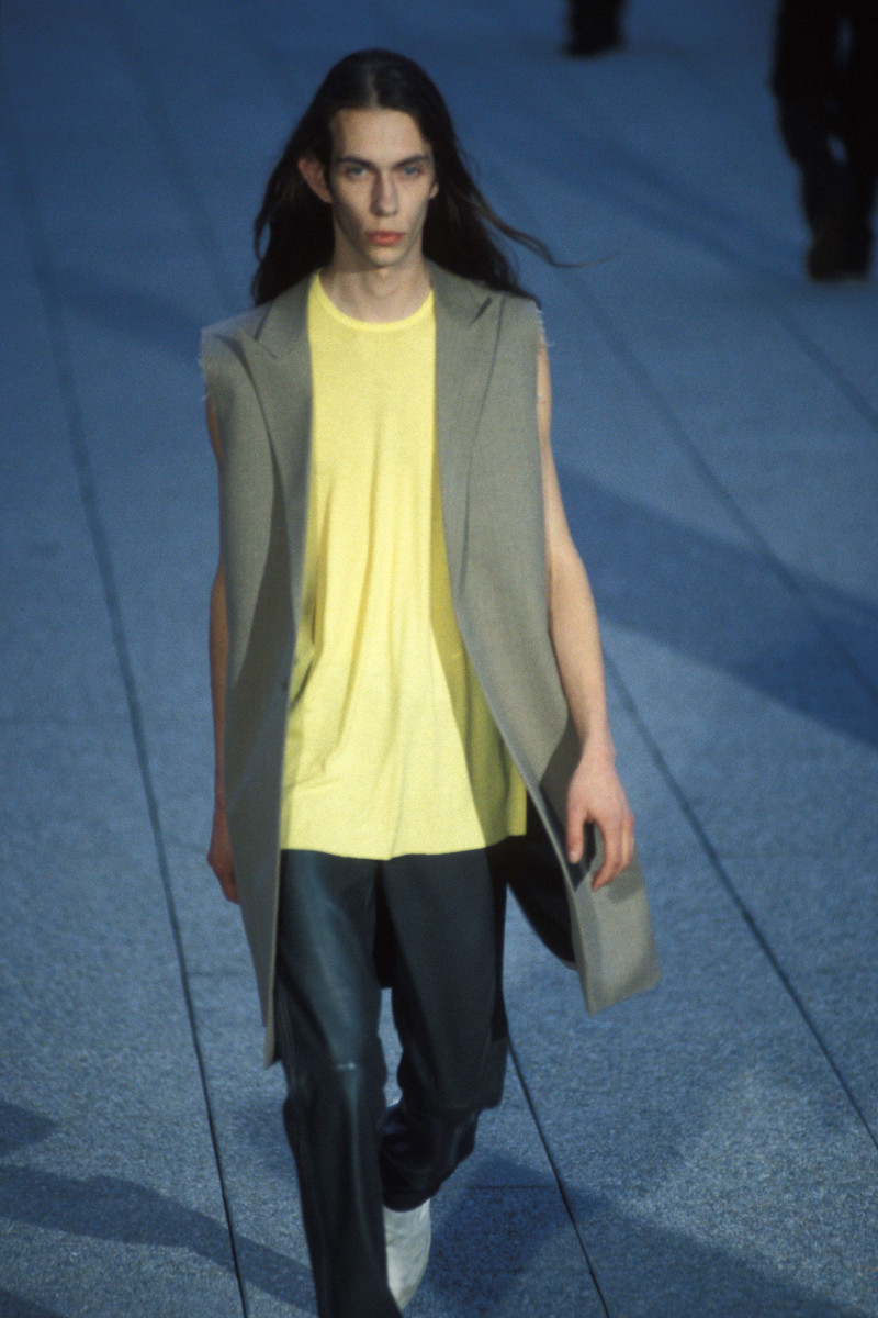 Raf Simons fashion show for Spring/Summer 1999