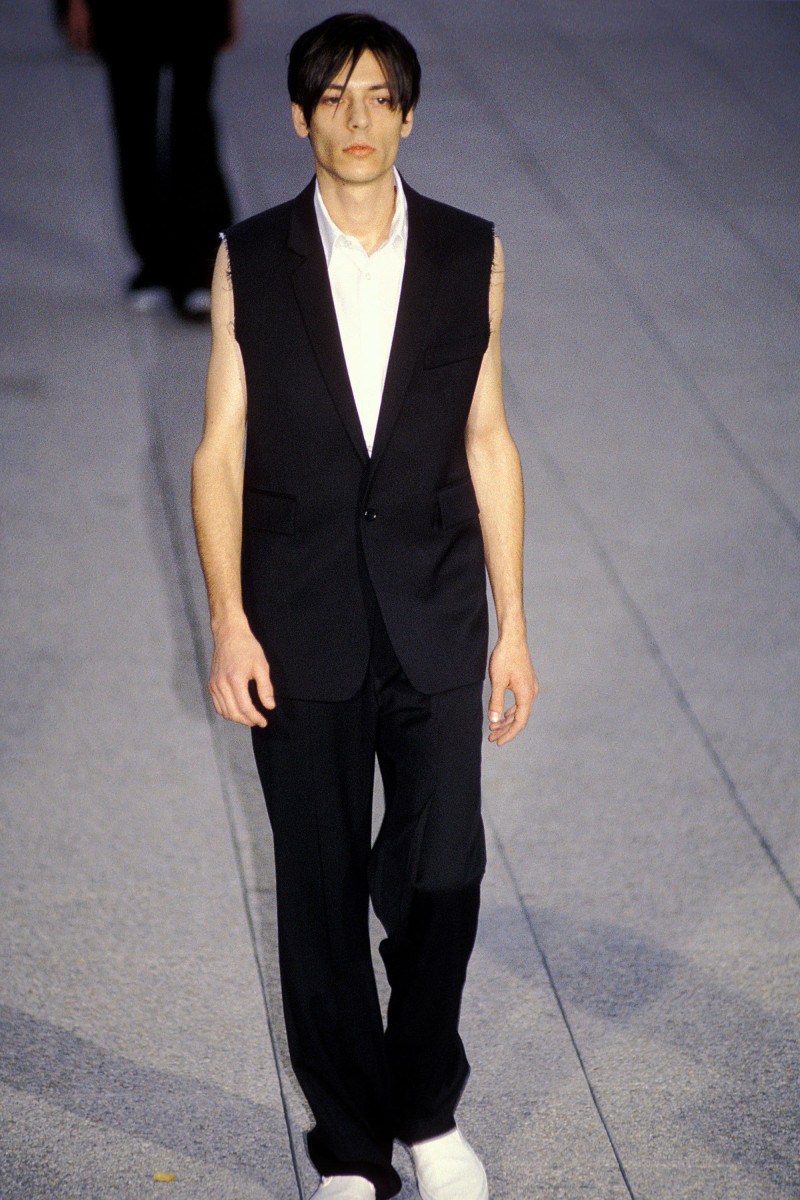 Raf Simons fashion show for Spring/Summer 1999