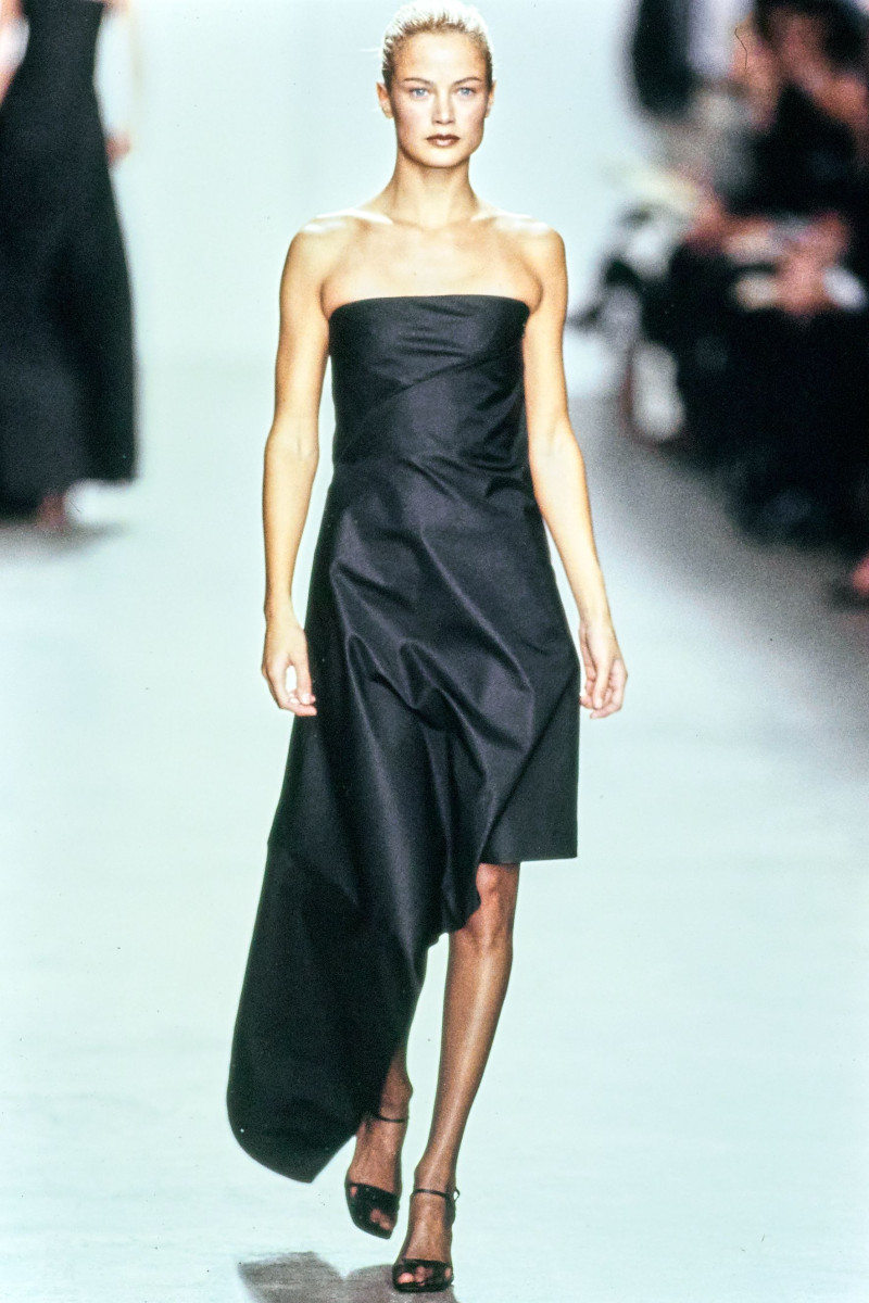 Calvin Klein 205W39NYC fashion show for Autumn/Winter 1999