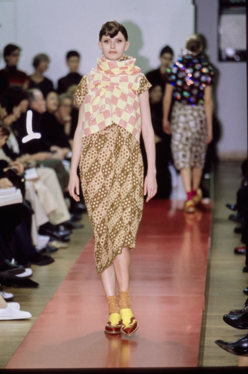 Comme Des Garcons fashion show for Autumn/Winter 1999
