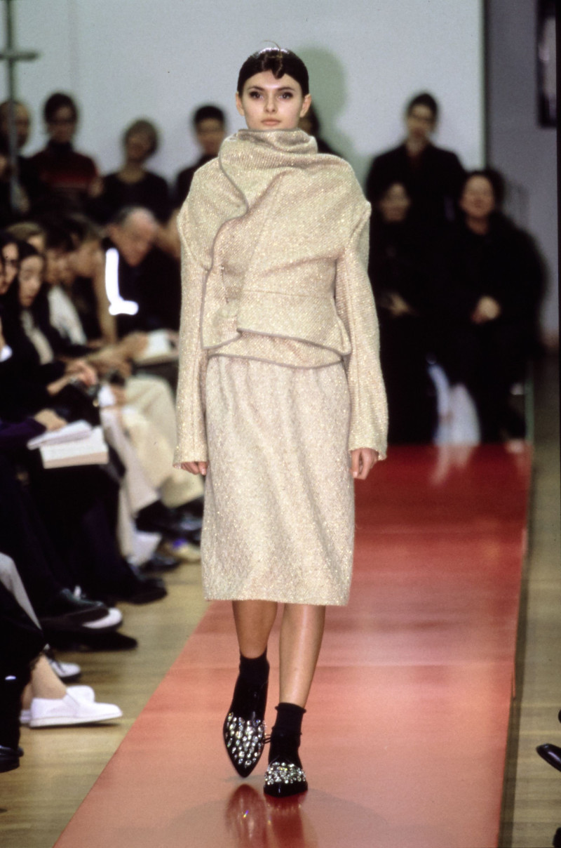 Comme Des Garcons fashion show for Autumn/Winter 1999