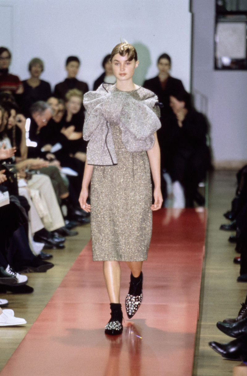 Comme Des Garcons fashion show for Autumn/Winter 1999